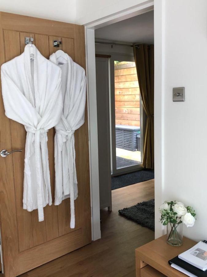 Woodlands Luxury Escape - Lodge 81 New Quay  Exterior photo